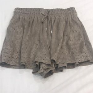 Zara shorts looks like a skirt
